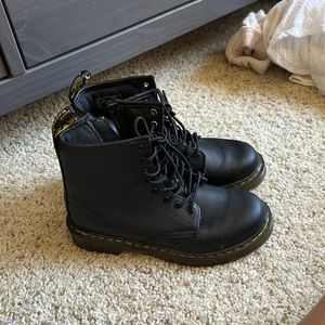 Dr. Marten Zip Up Booties